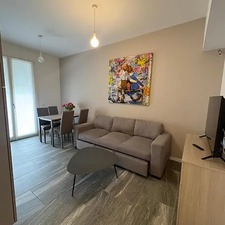 Διαμέρισμα Lux Flat Sesto