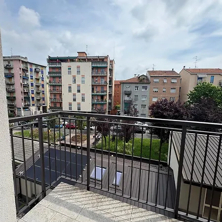 Διαμέρισμα Lux Flat Sesto