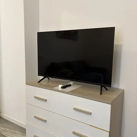Essential Apartment *